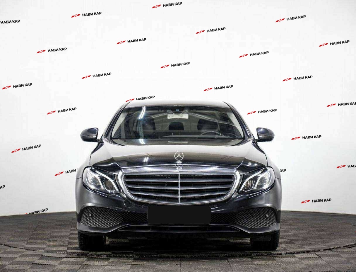 Mercedes-Benz E-Класс с пробегом — 2017 год. Фото: #1