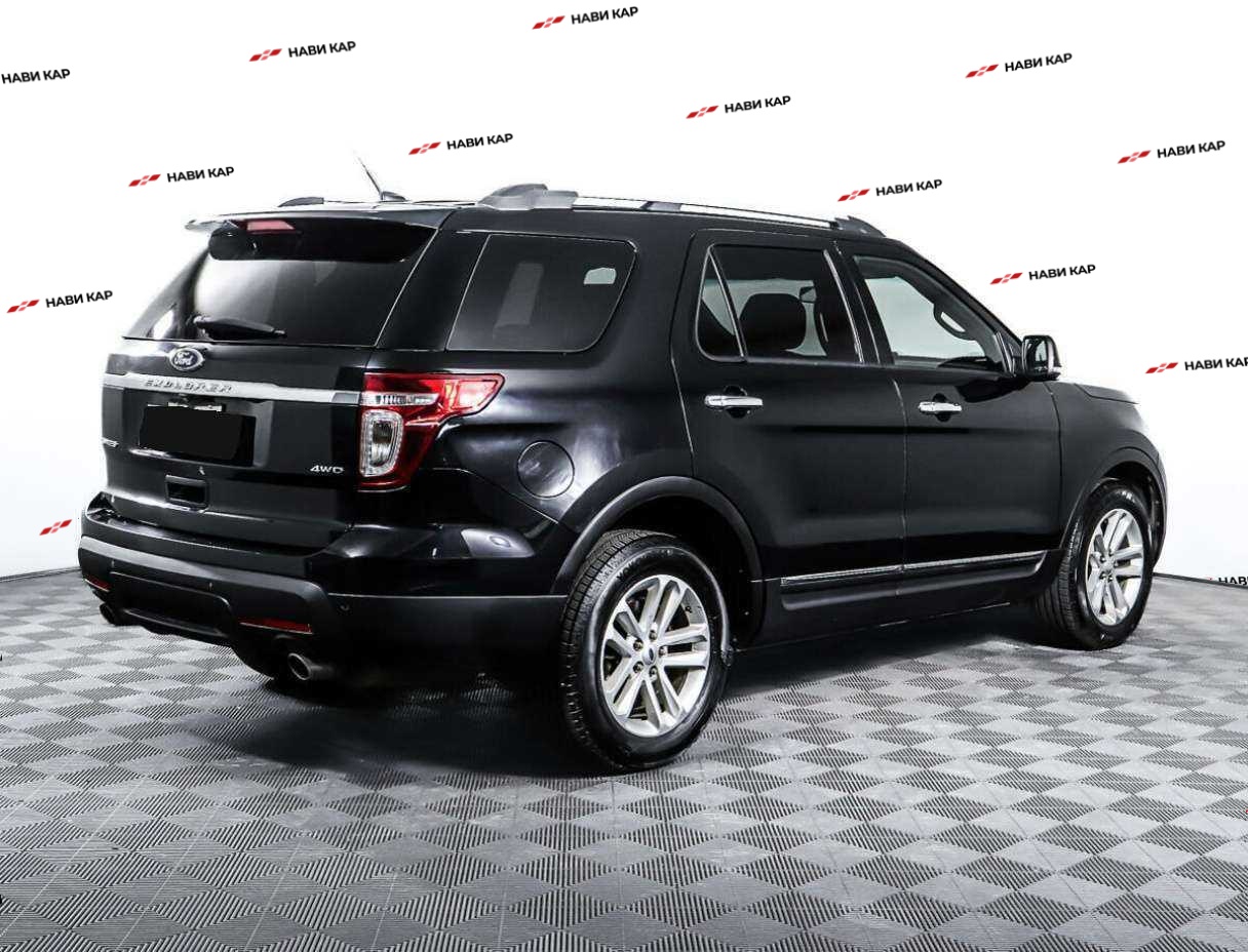 Ford Explorer с пробегом — 2014 год. Фото: #4