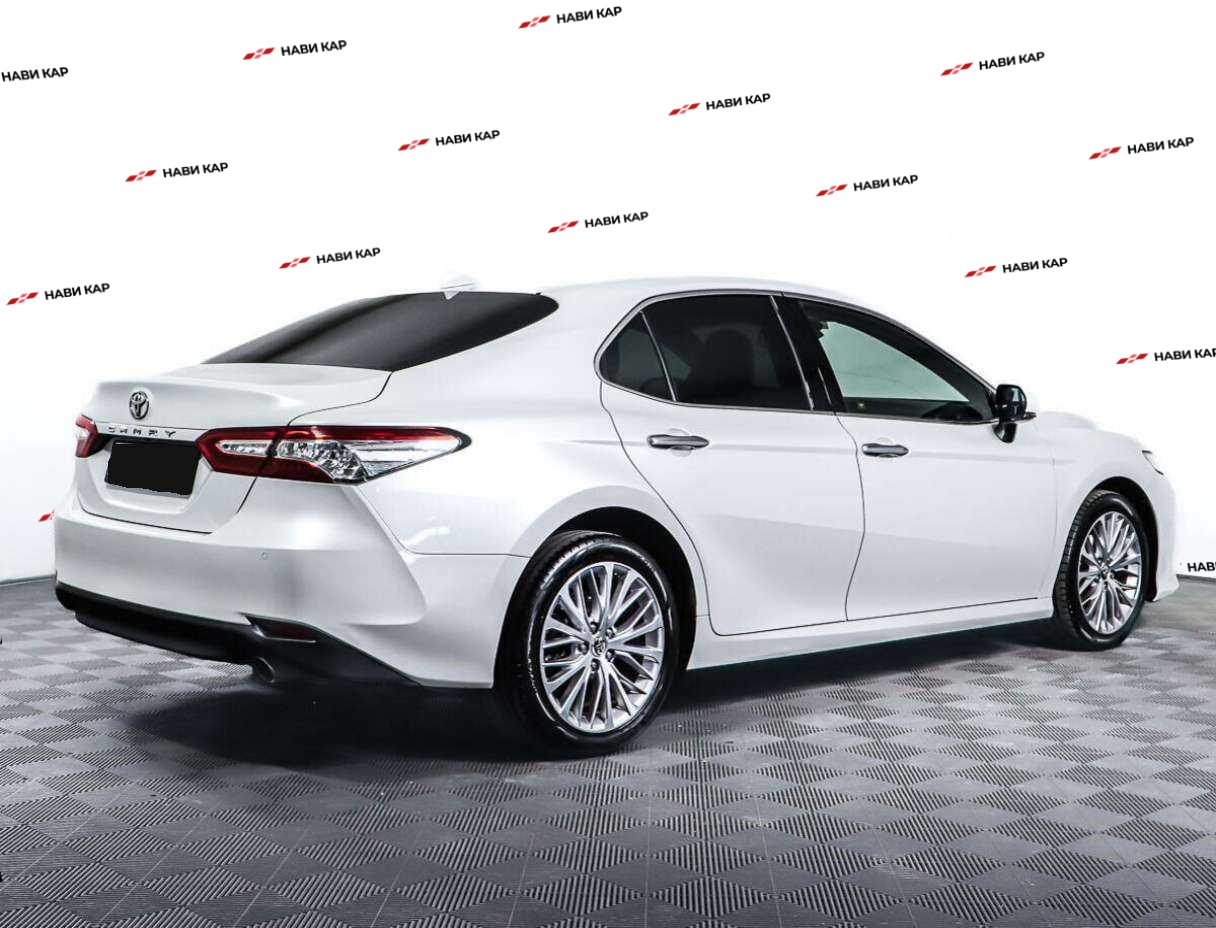 Toyota Camry с пробегом — 2019 год. Фото: #4