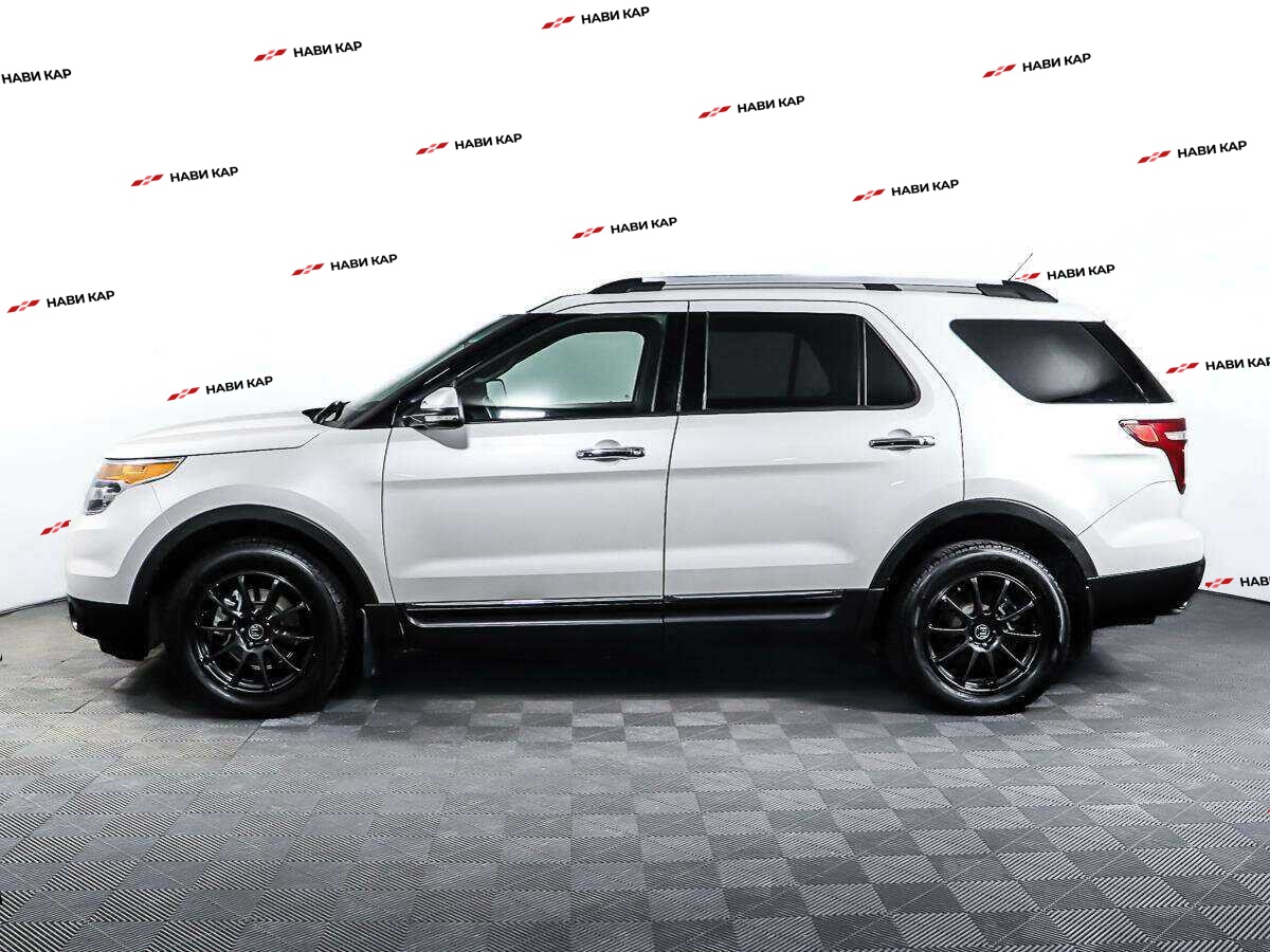Ford Explorer с пробегом — 2012 год. Фото: #7
