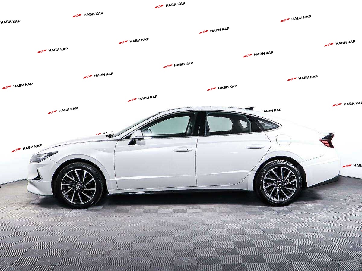 Hyundai Sonata с пробегом — 2022 год. Фото: #6