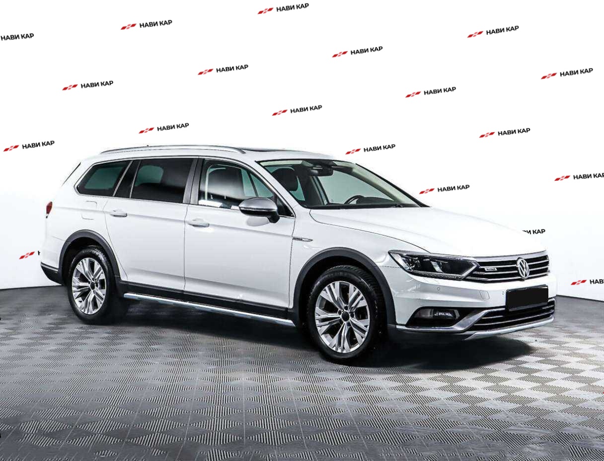 Volkswagen Passat с пробегом — 2018 год. Фото: #2