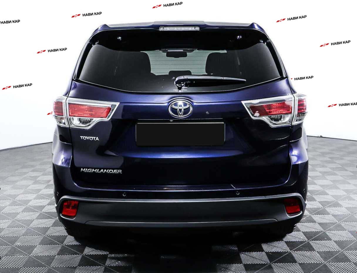 Toyota Highlander с пробегом — 2015 год. Фото: #5
