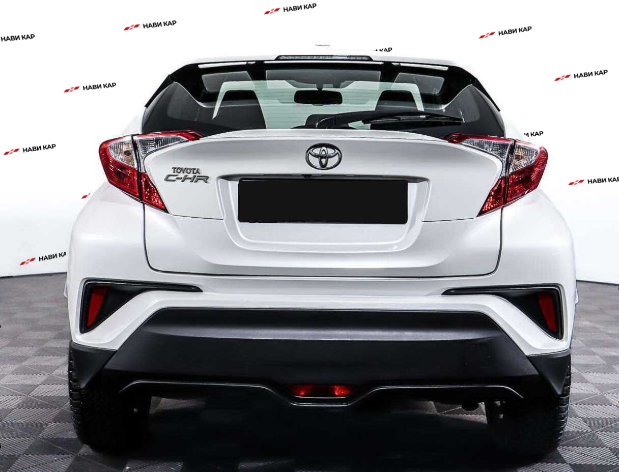 Toyota C-HR с пробегом — 2019 год. Фото: #5