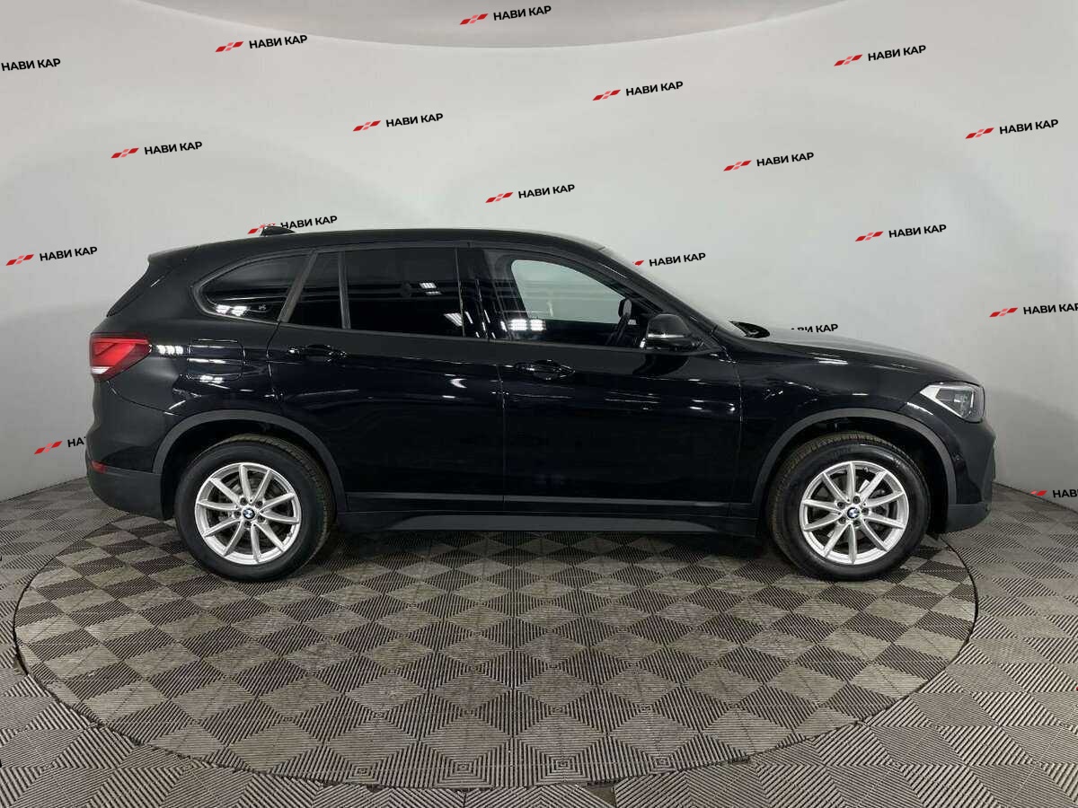BMW X1 с пробегом — 2021 год. Фото: #3