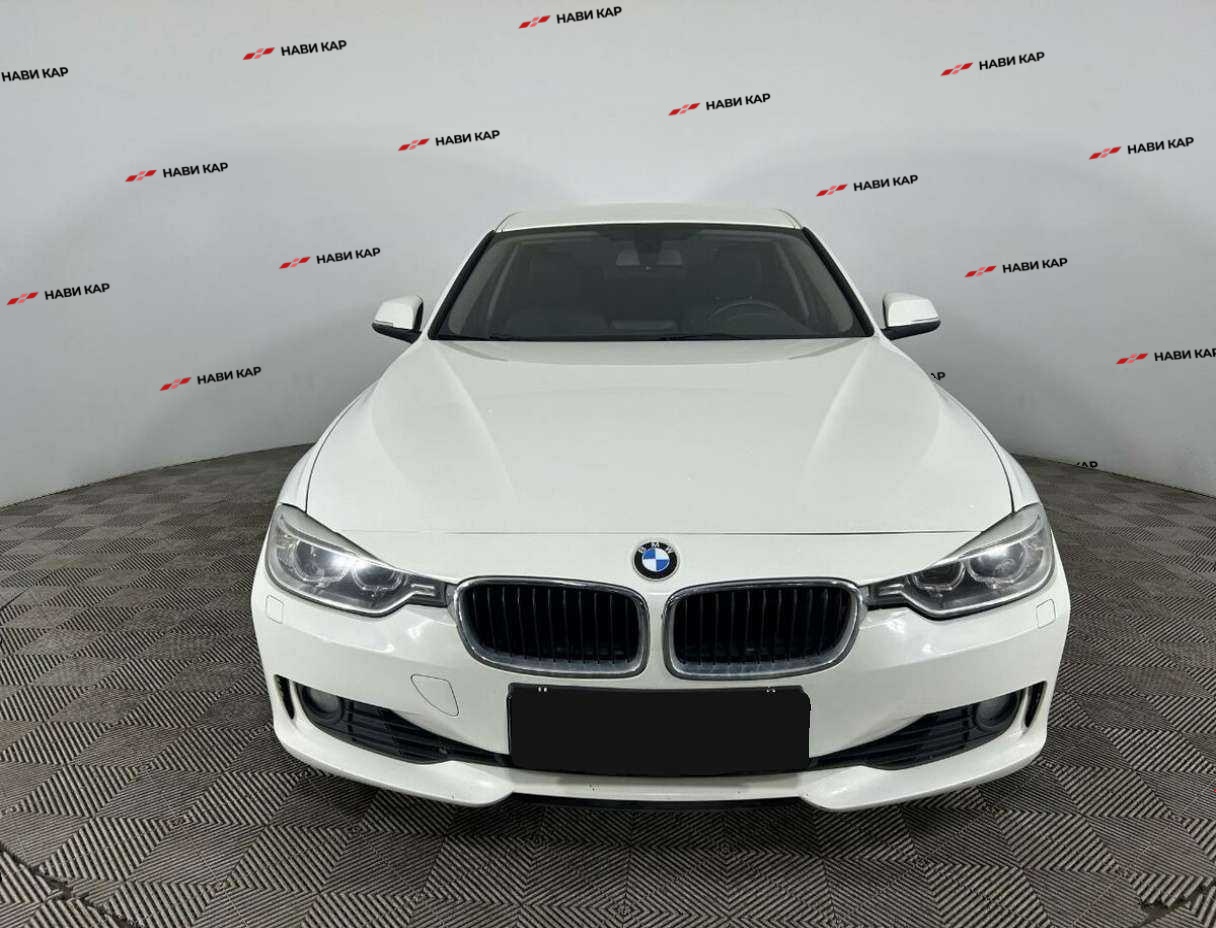 BMW 3 серии с пробегом — 2014 год. Фото: #1