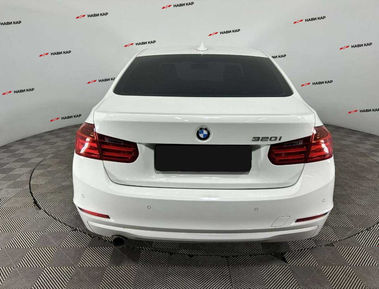 BMW 3 серии с пробегом — 2014 год. Фото: #2