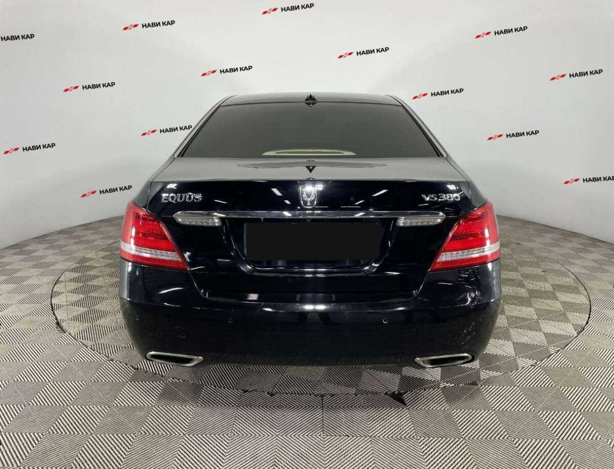 Hyundai Equus с пробегом — 2013 год. Фото: #2