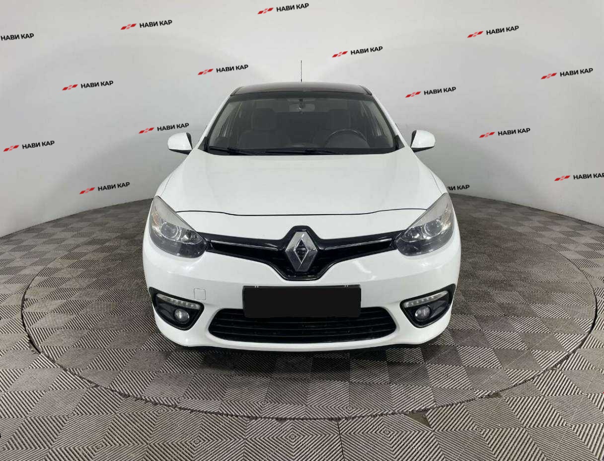 Renault Fluence с пробегом — 2015 год. Фото: #1