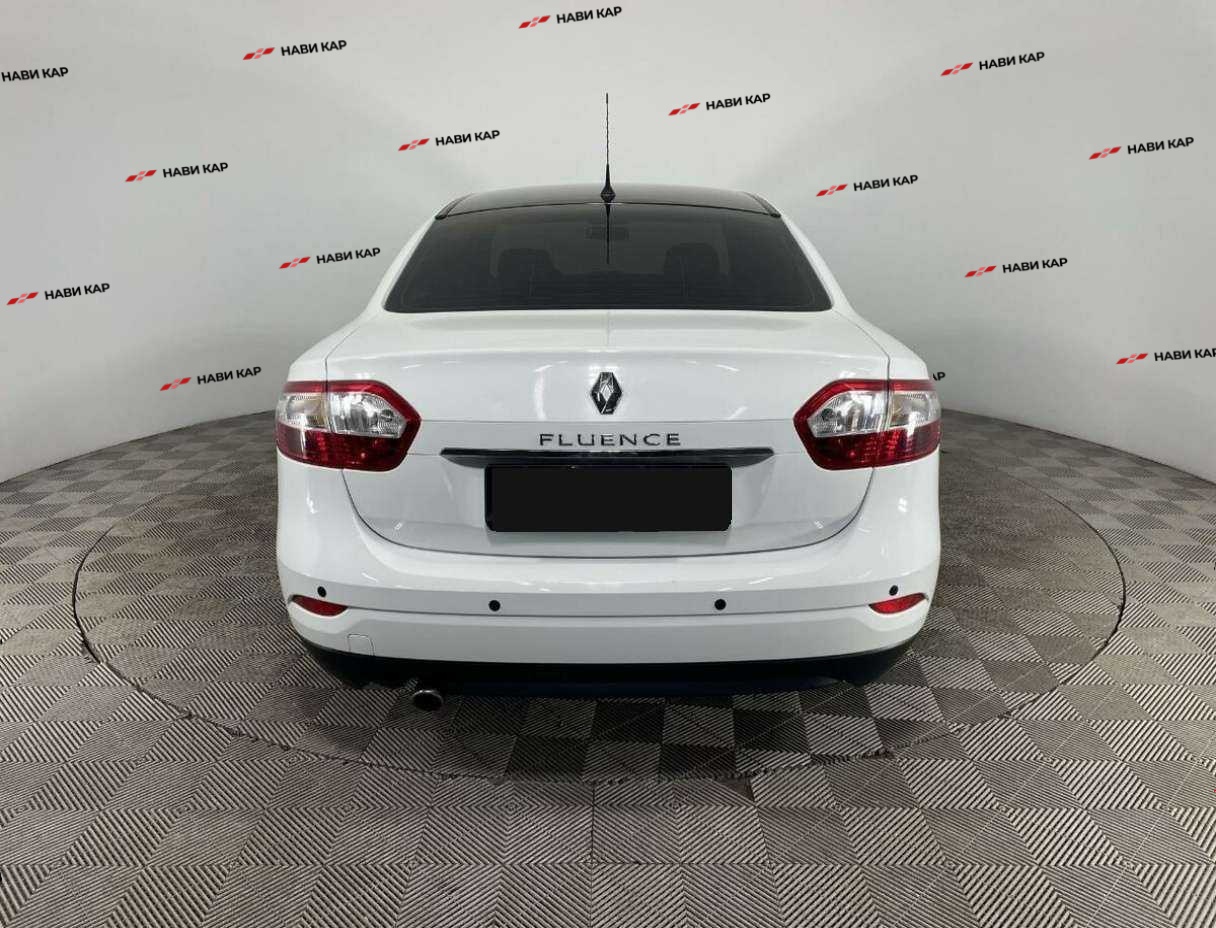 Renault Fluence с пробегом — 2015 год. Фото: #2