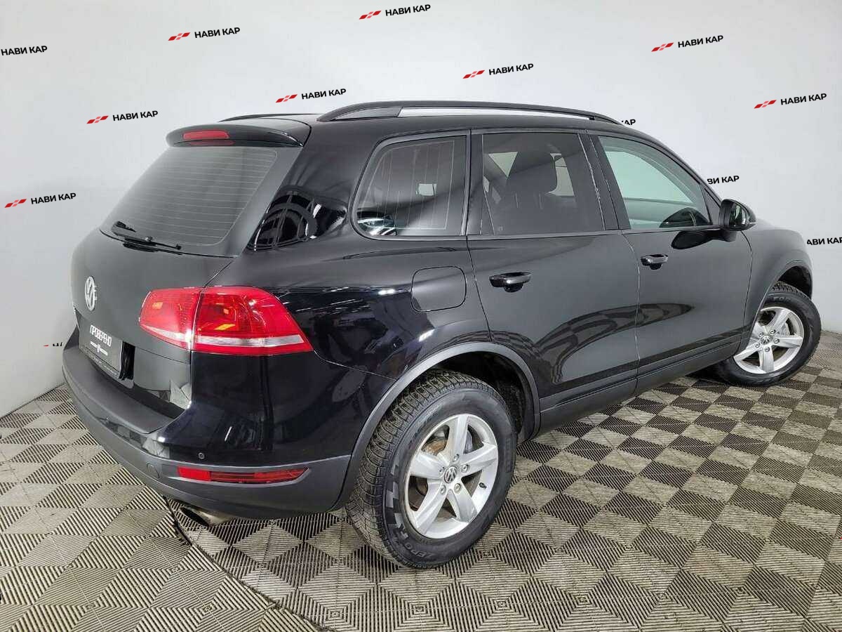 Volkswagen Touareg с пробегом — 2012 год. Фото: #5