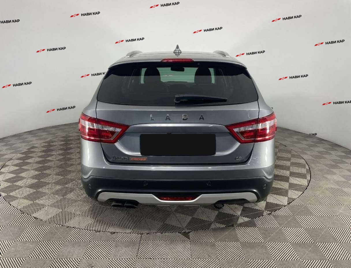 Lada (ВАЗ) Vesta с пробегом — 2018 год. Фото: #2