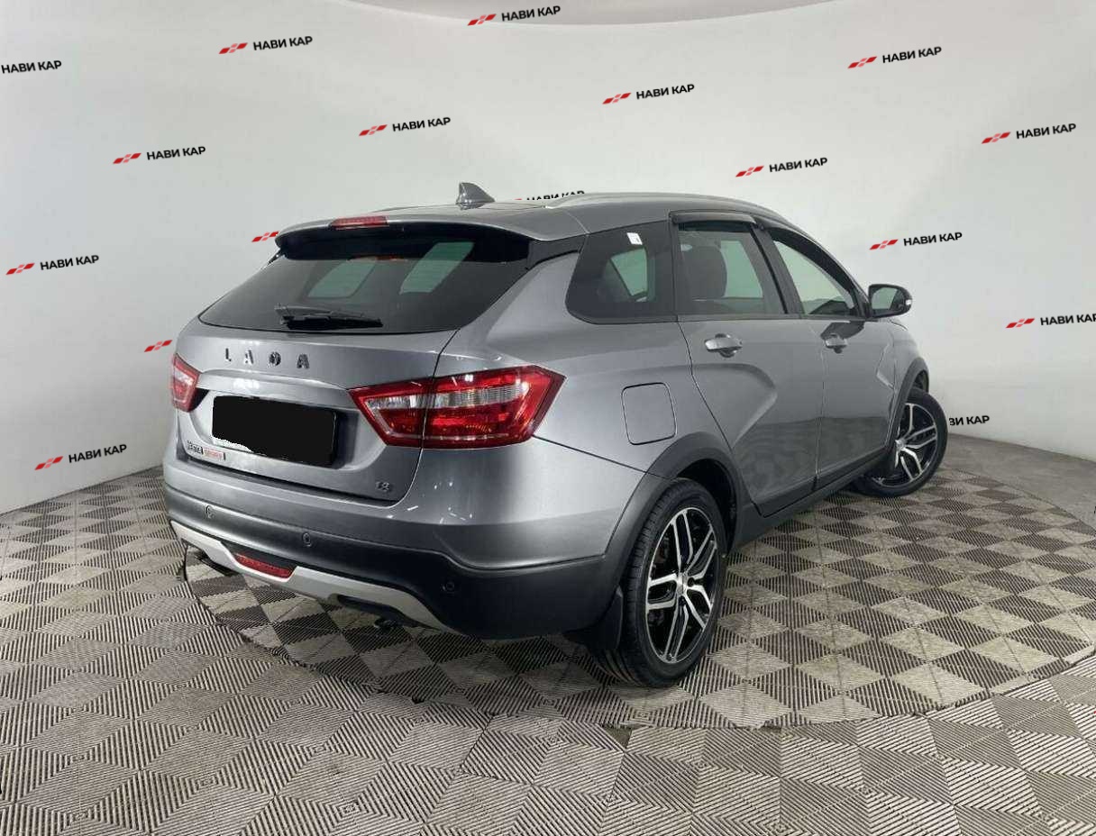 Lada (ВАЗ) Vesta с пробегом — 2018 год. Фото: #5