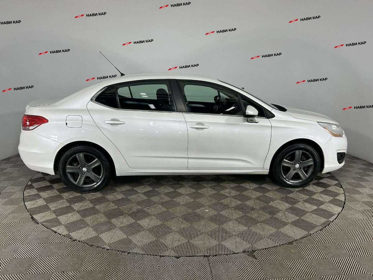 Citroen C4 с пробегом — 2013 год. Фото: #2