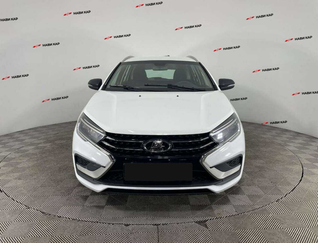 Lada (ВАЗ) Vesta с пробегом — 2023 год. Фото: #1