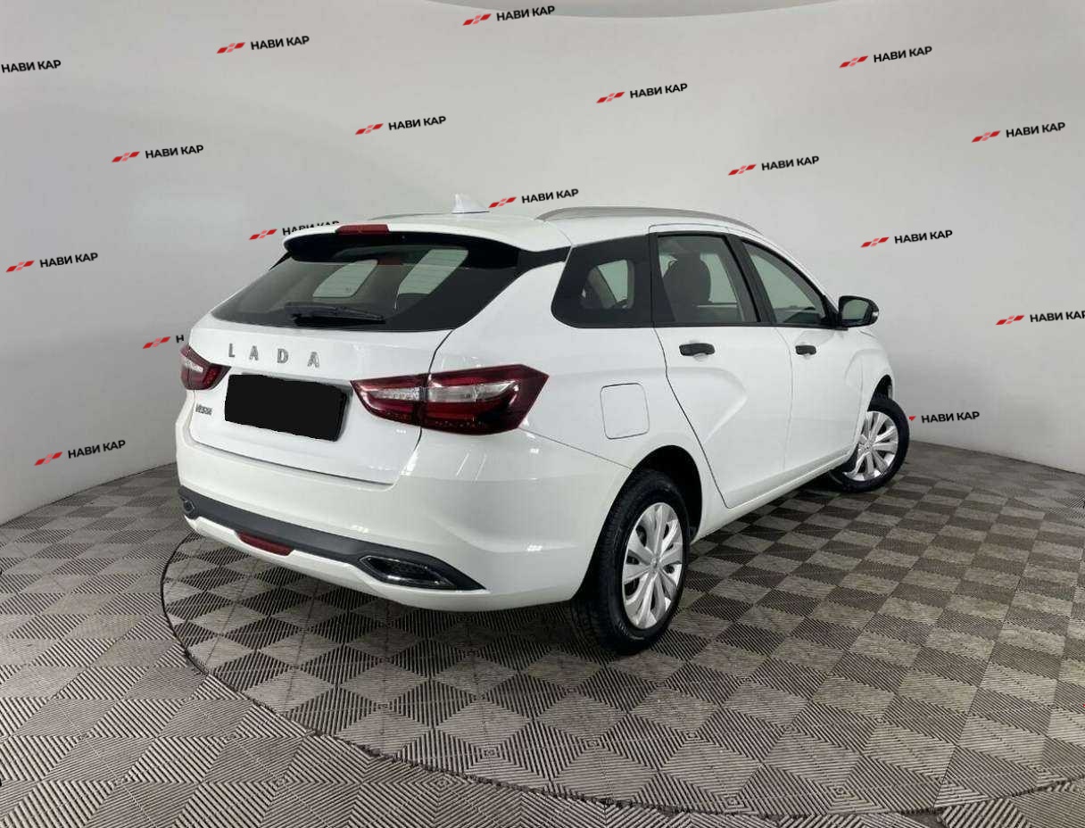 Lada (ВАЗ) Vesta с пробегом — 2023 год. Фото: #5