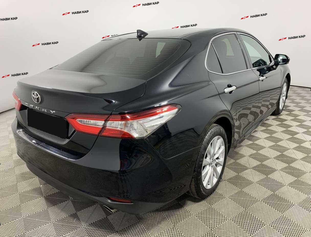 Toyota Camry с пробегом — 2019 год. Фото: #3