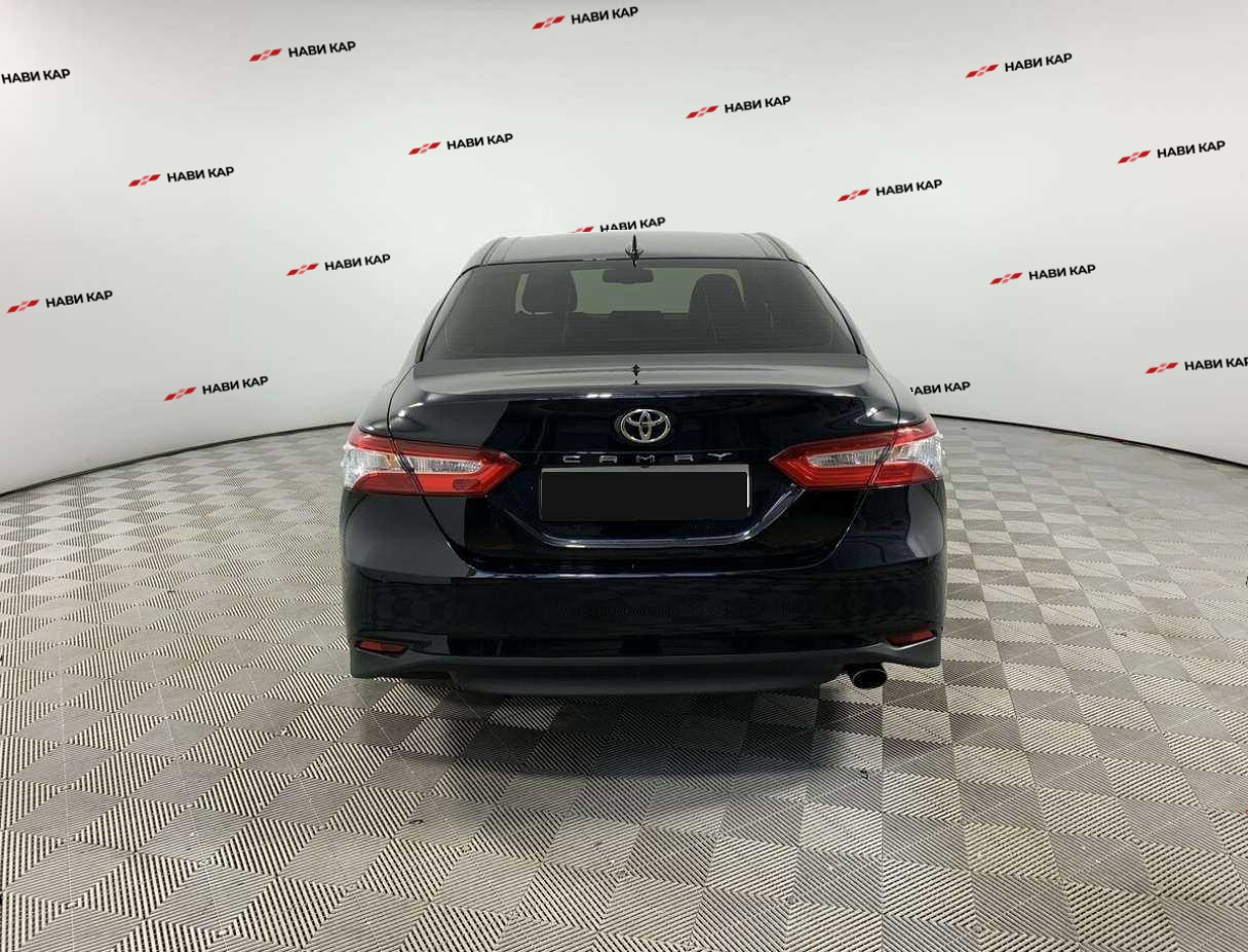 Toyota Camry с пробегом — 2019 год. Фото: #5