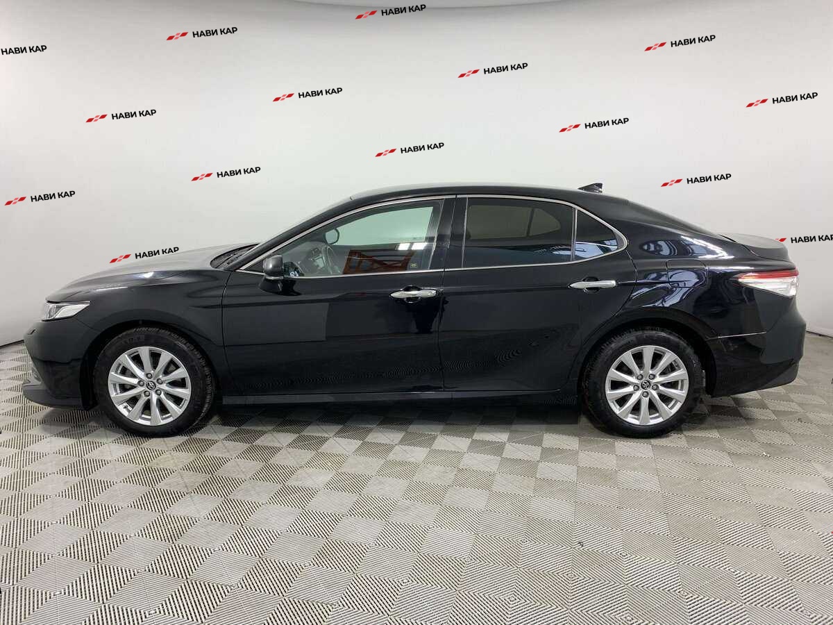Toyota Camry с пробегом — 2019 год. Фото: #7