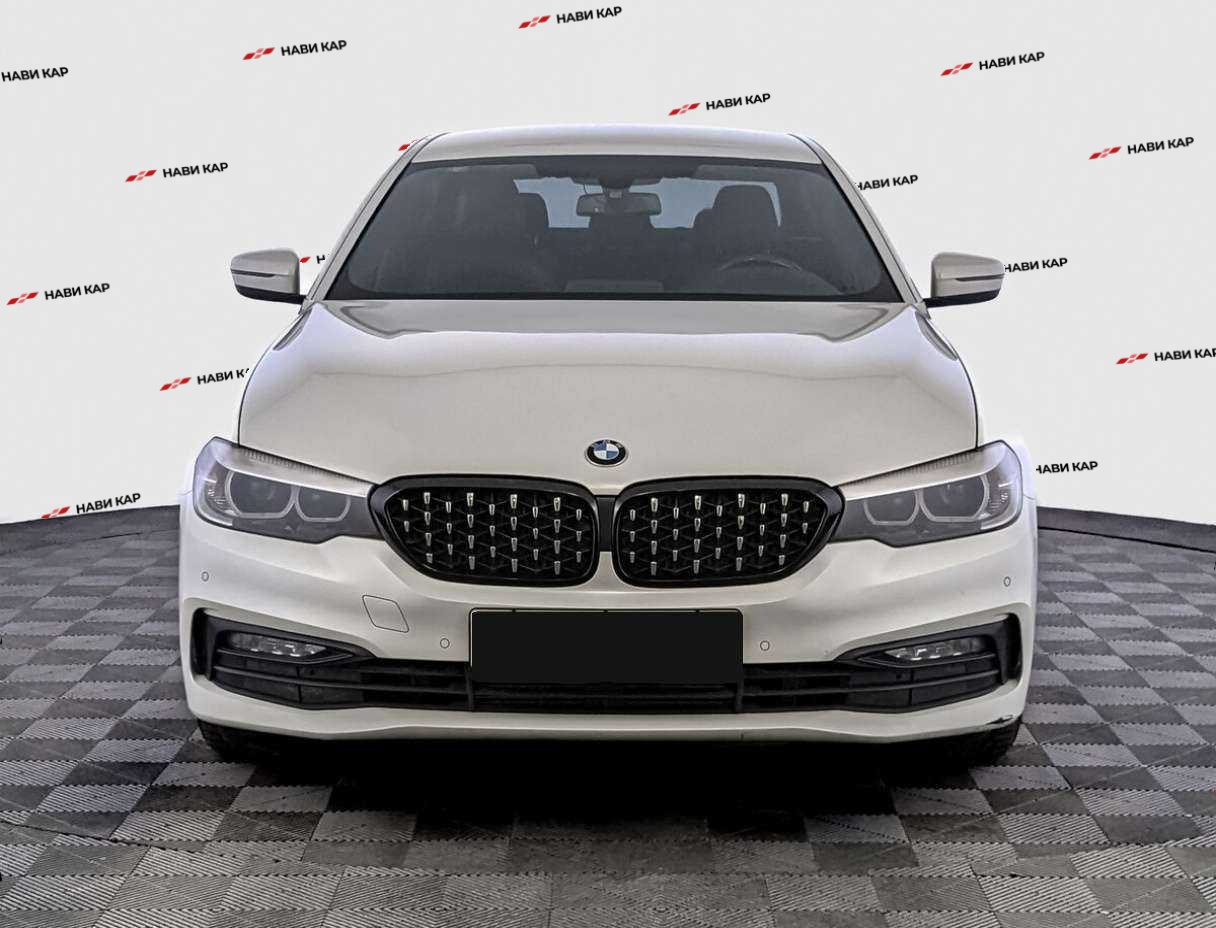 BMW 5 серии с пробегом — 2017 год. Фото: #1