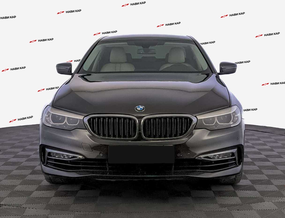 BMW 5 серии с пробегом — 2017 год. Фото: #1