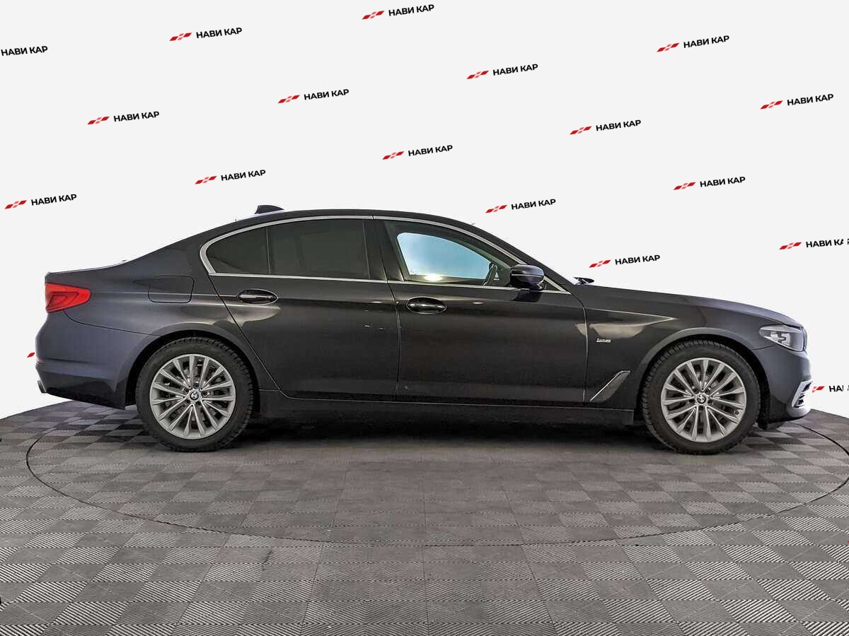 BMW 5 серии с пробегом — 2017 год. Фото: #3