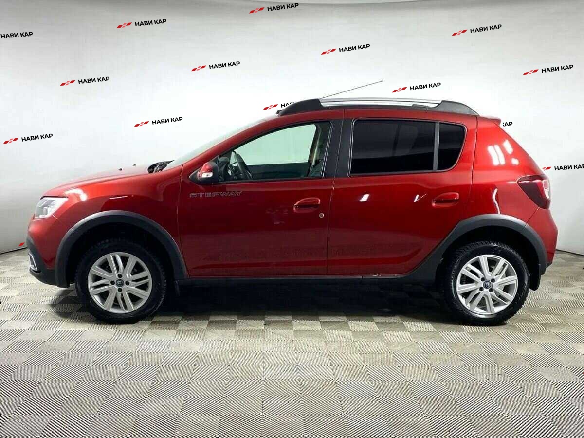 Renault Sandero с пробегом — 2021 год. Фото: #7