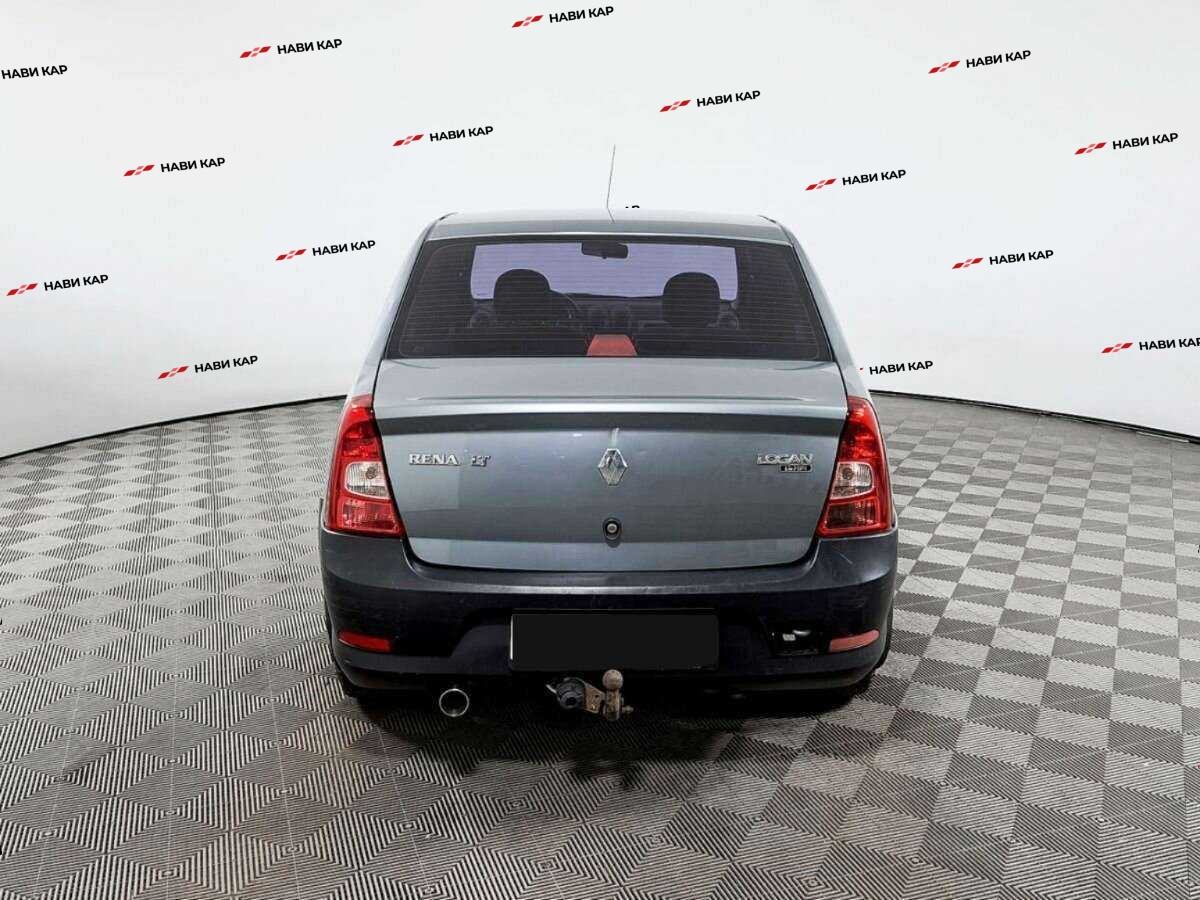 Renault Logan с пробегом — 2012 год. Фото: #4