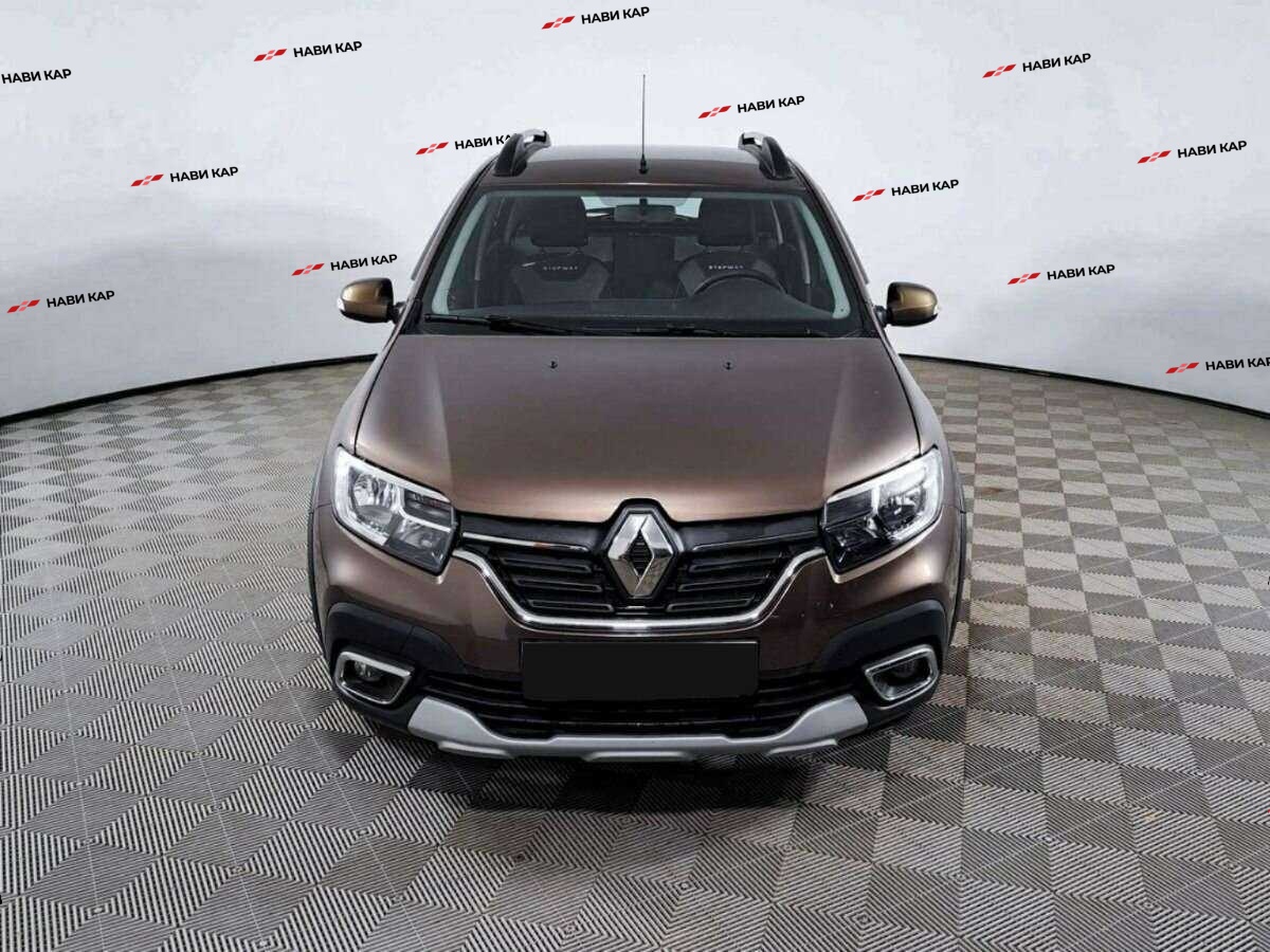 Renault Sandero с пробегом — 2020 год. Фото: #1