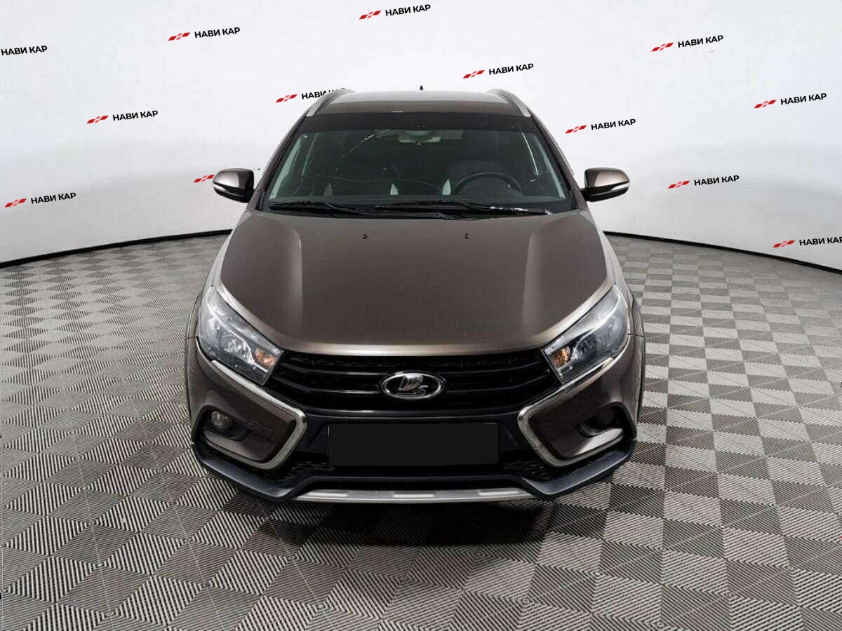 Lada (ВАЗ) Vesta с пробегом — 2017 год. Фото: #1