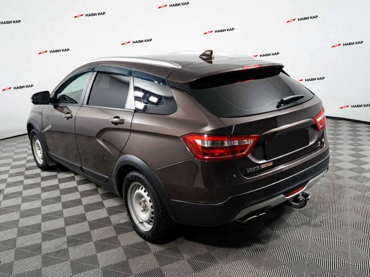 Lada (ВАЗ) Vesta с пробегом — 2017 год. Фото: #6