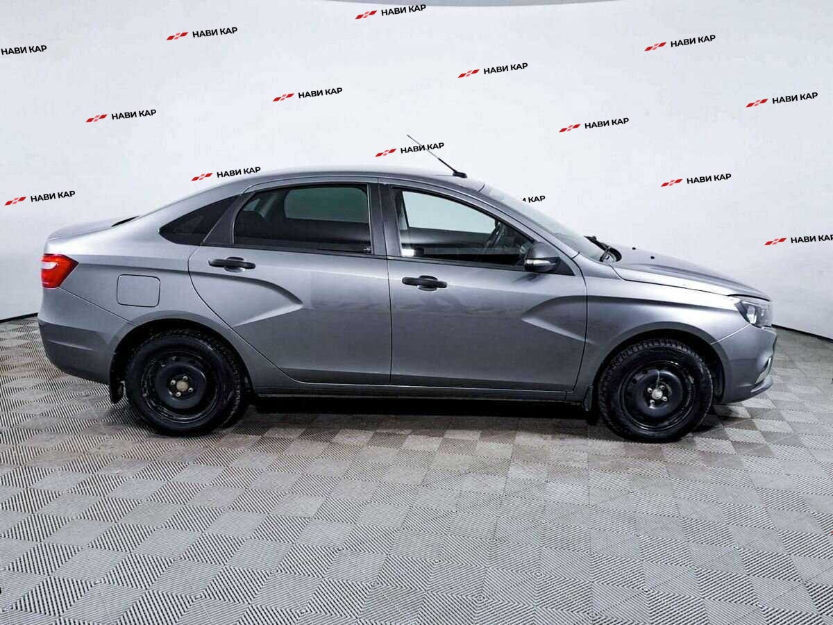 Lada (ВАЗ) Vesta с пробегом — 2017 год. Фото: #3