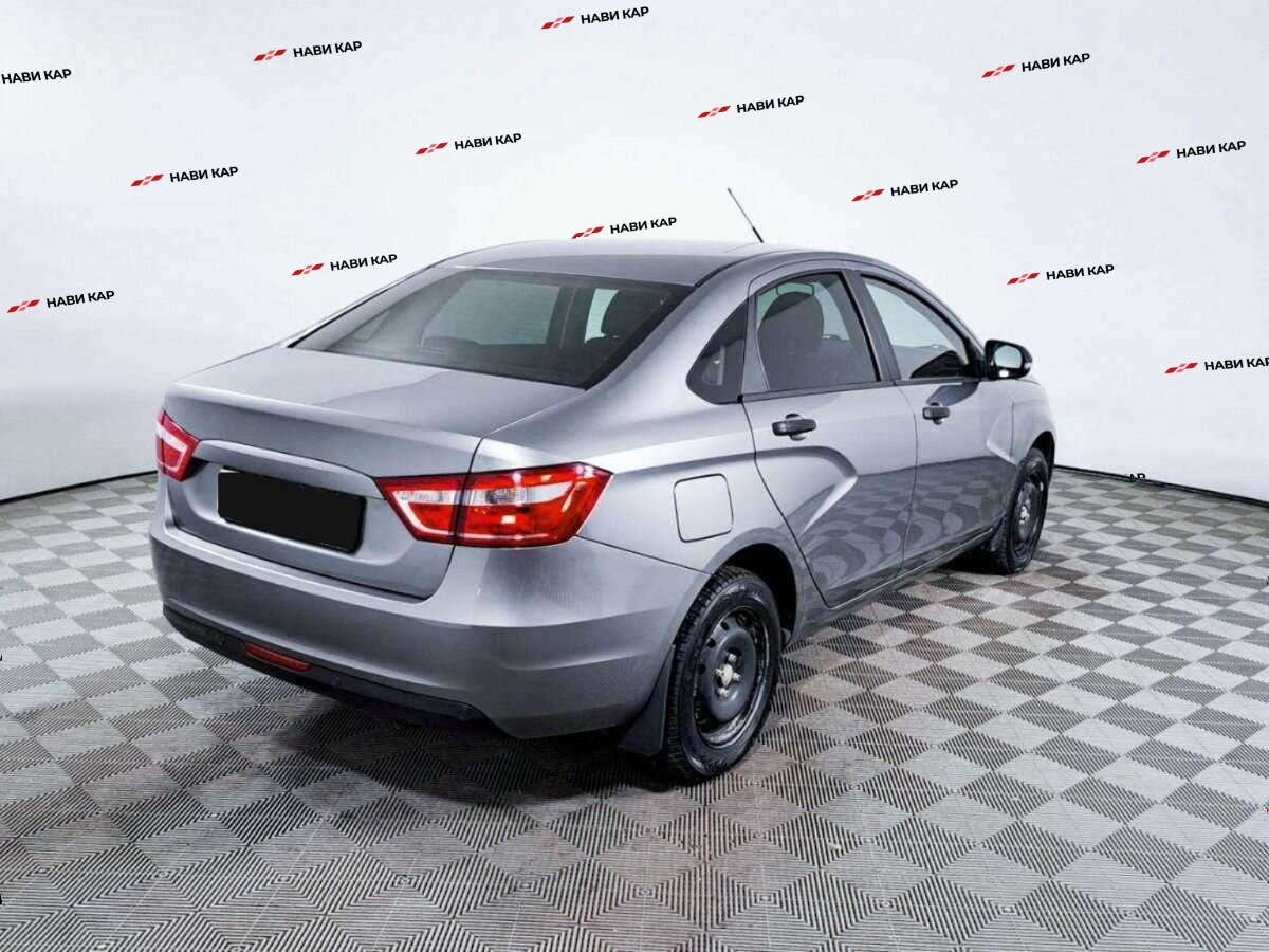 Lada (ВАЗ) Vesta с пробегом — 2017 год. Фото: #4