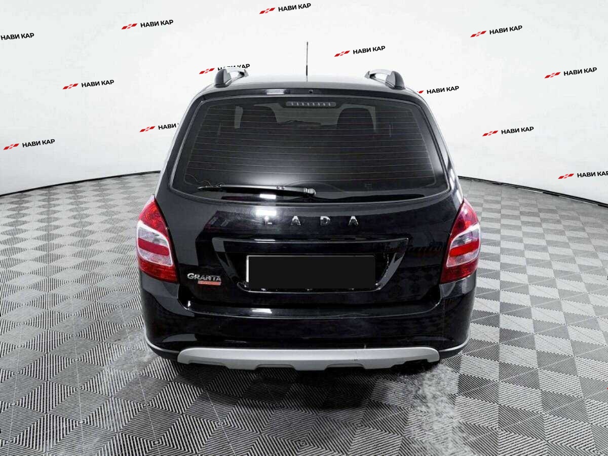 Lada (ВАЗ) Granta с пробегом — 2023 год. Фото: #4