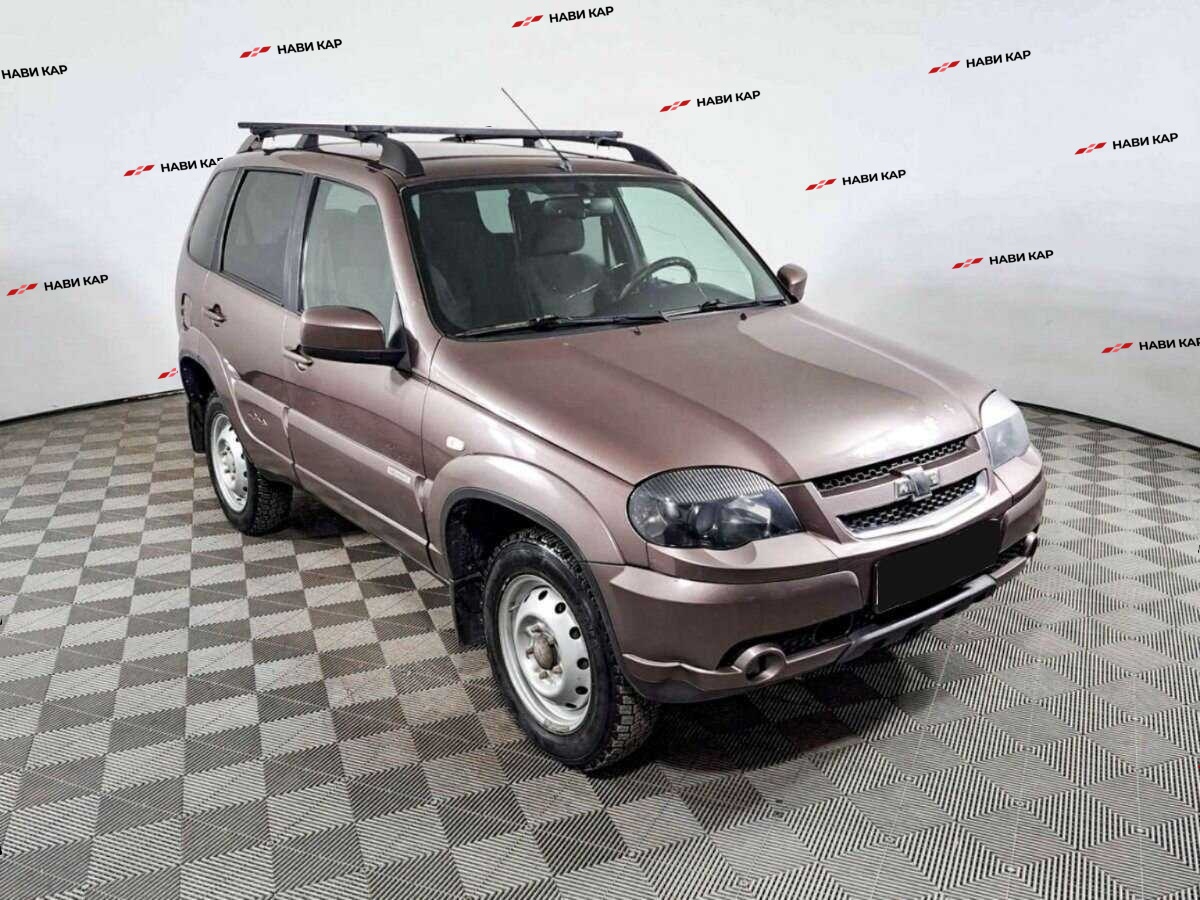 Chevrolet Niva с пробегом — 2017 год. Фото: #2