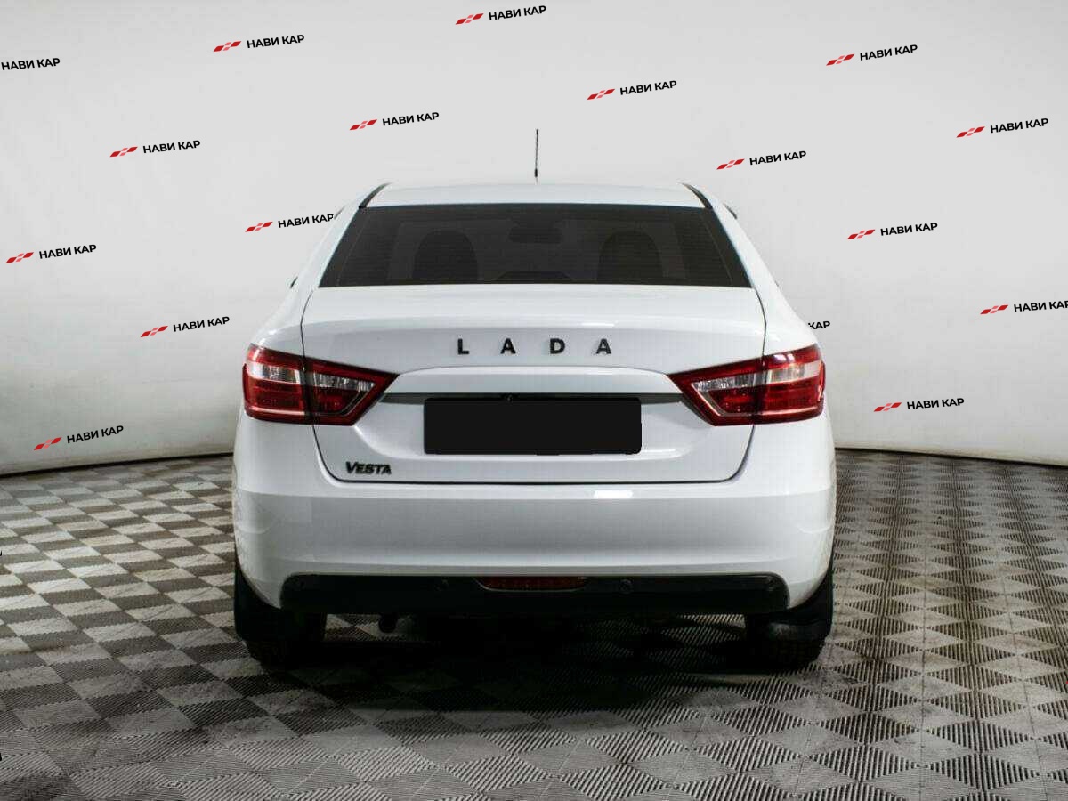 Lada (ВАЗ) Vesta с пробегом — 2021 год. Фото: #5