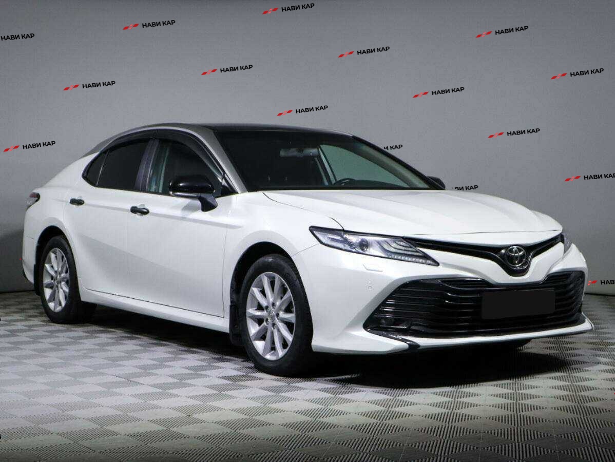 Toyota Camry с пробегом — 2019 год. Фото: #2