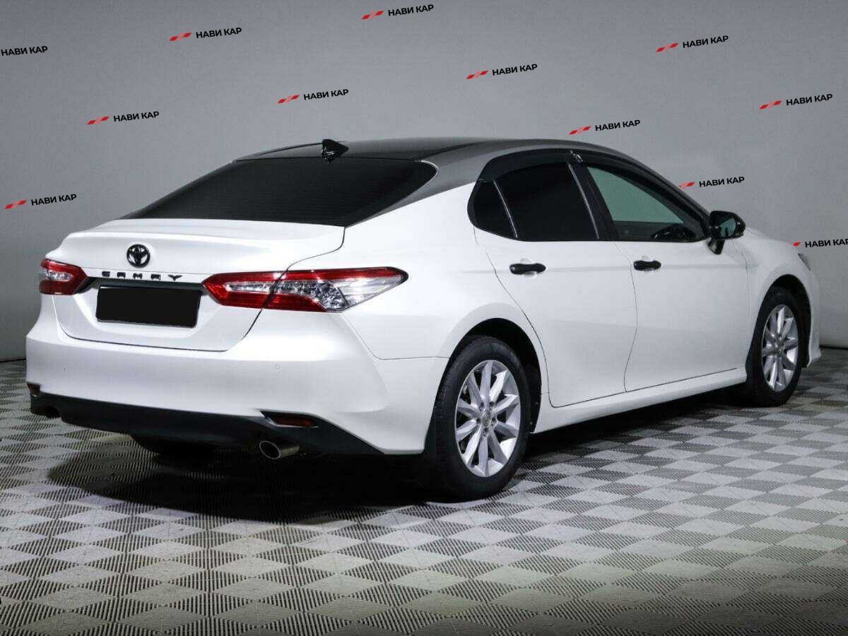 Toyota Camry с пробегом — 2019 год. Фото: #3