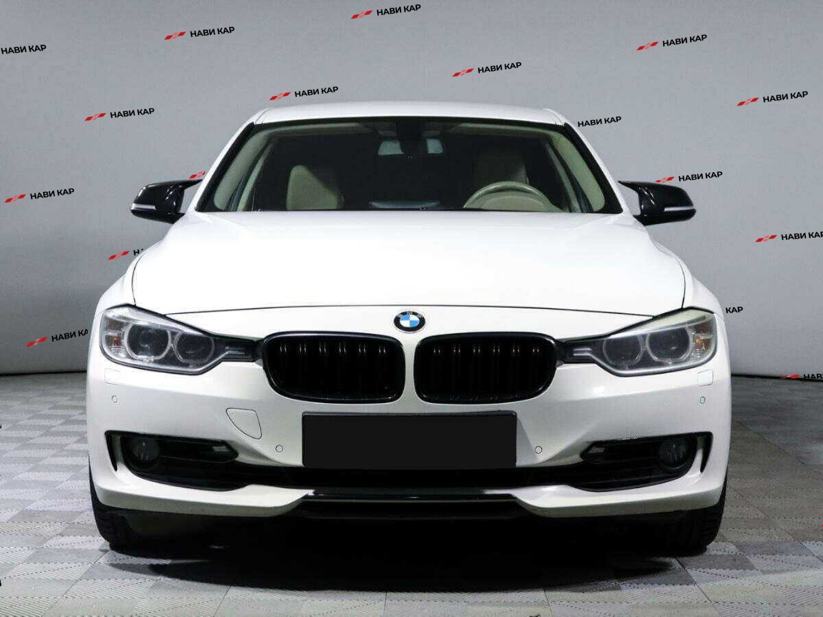 BMW 3 серии с пробегом — 2013 год. Фото: #1