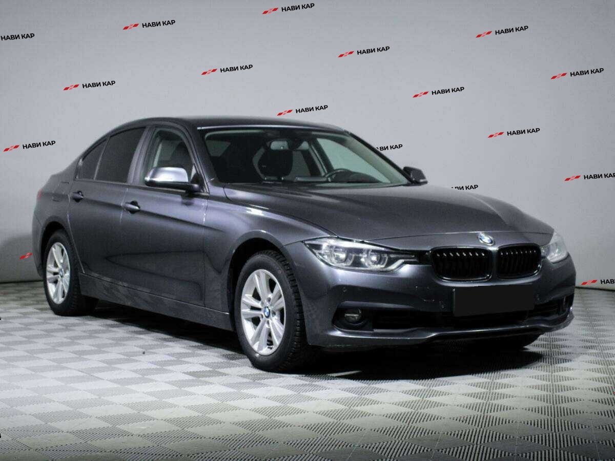 BMW 3 серии с пробегом — 2017 год. Фото: #2