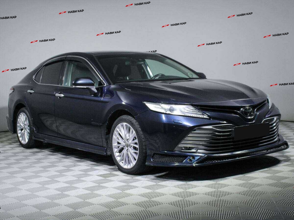Toyota Camry с пробегом — 2018 год. Фото: #2