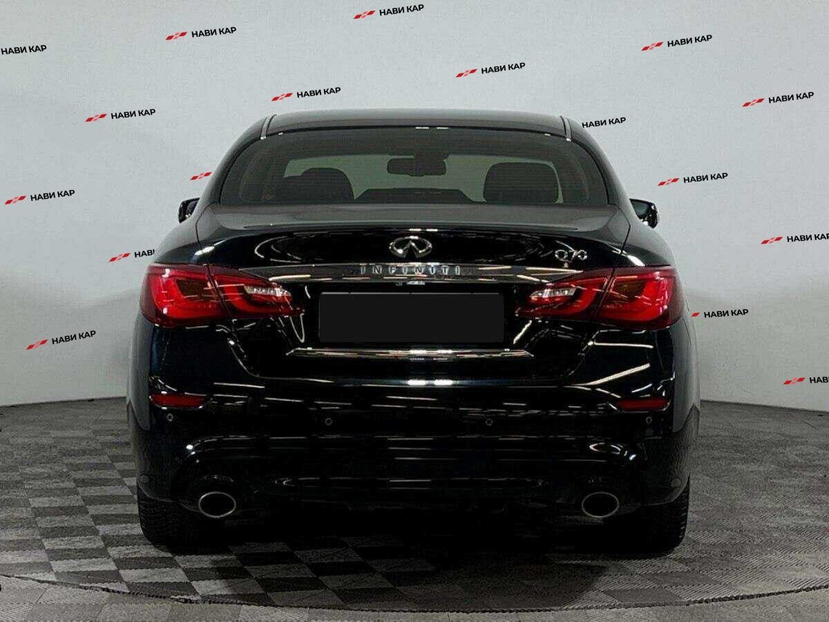 Infiniti Q70 с пробегом — 2016 год. Фото: #5