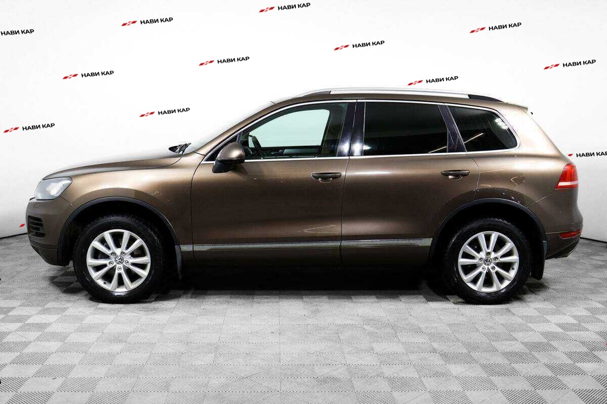 Volkswagen Touareg с пробегом — 2012 год. Фото: #7