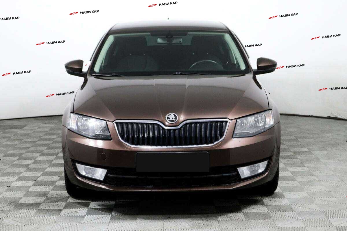 Skoda Octavia с пробегом — 2015 год. Фото: #1