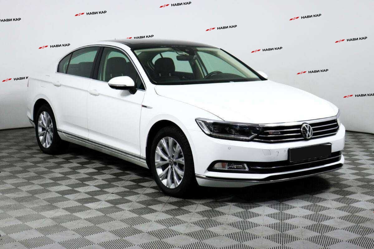 Volkswagen Passat с пробегом — 2018 год. Фото: #1