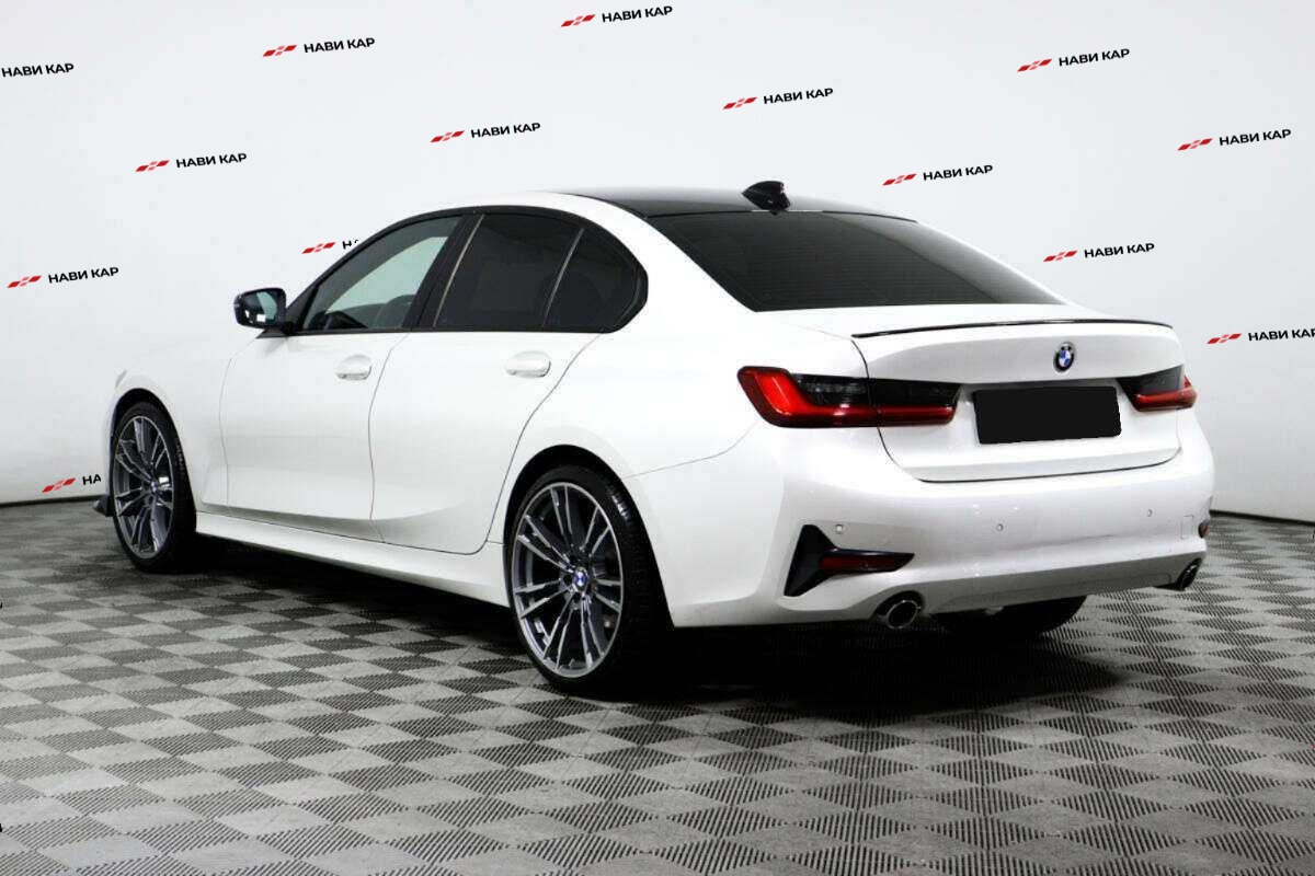 BMW 3 серии с пробегом — 2019 год. Фото: #6