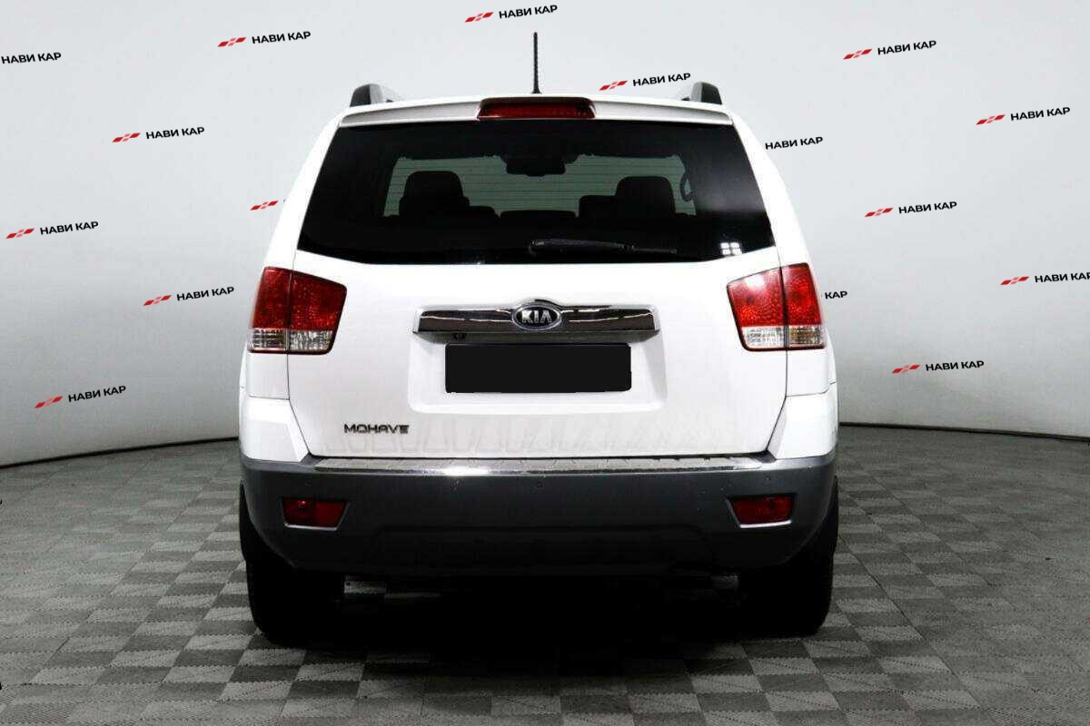 Kia Mohave с пробегом — 2016 год. Фото: #5