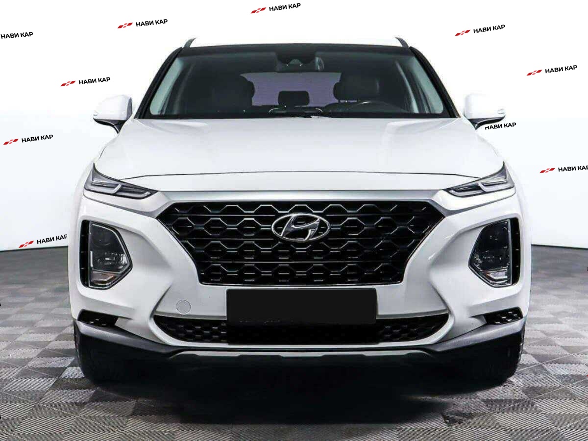 Hyundai Santa Fe с пробегом — 2018 год. Фото: #1