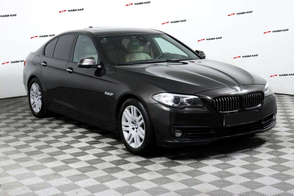 BMW 5 серии с пробегом — 2015 год. Фото: #1