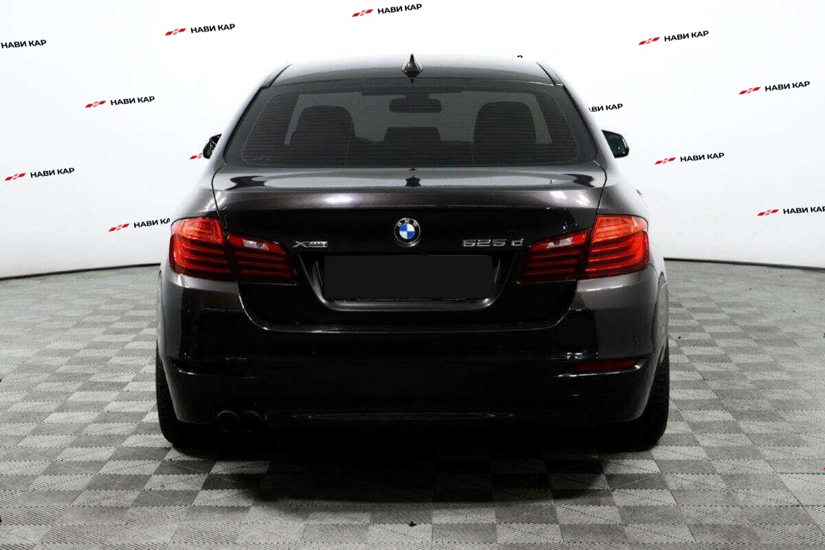 BMW 5 серии с пробегом — 2015 год. Фото: #4